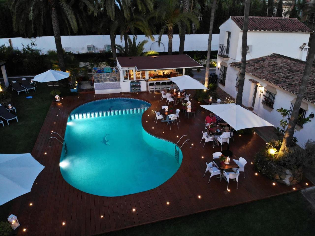מארבלה Banus Lodge מראה חיצוני תמונה